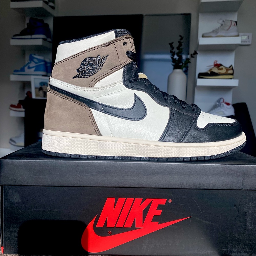 Jordan Retro 1 Mocha
